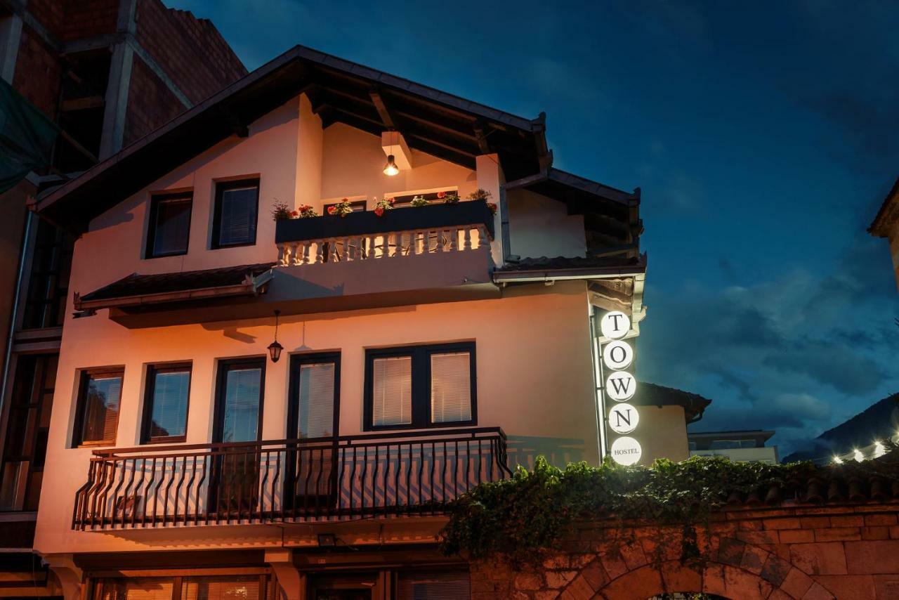 Town Hostel 佩奇 外观 照片
